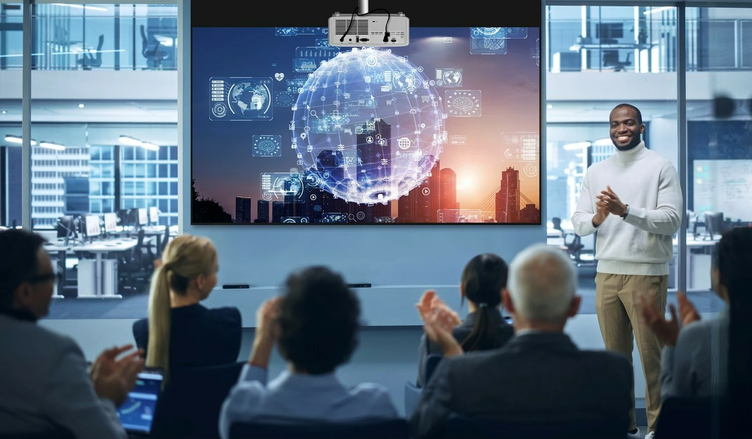 DLP projektor 4K UHD, laser, 3700 lm, bel, Optoma ZK430ST