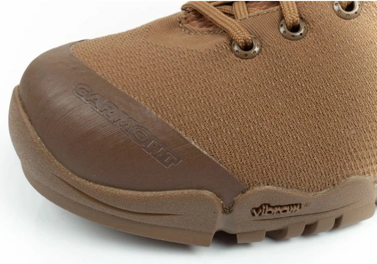 Trekovski čevlji Garmont, rjavi