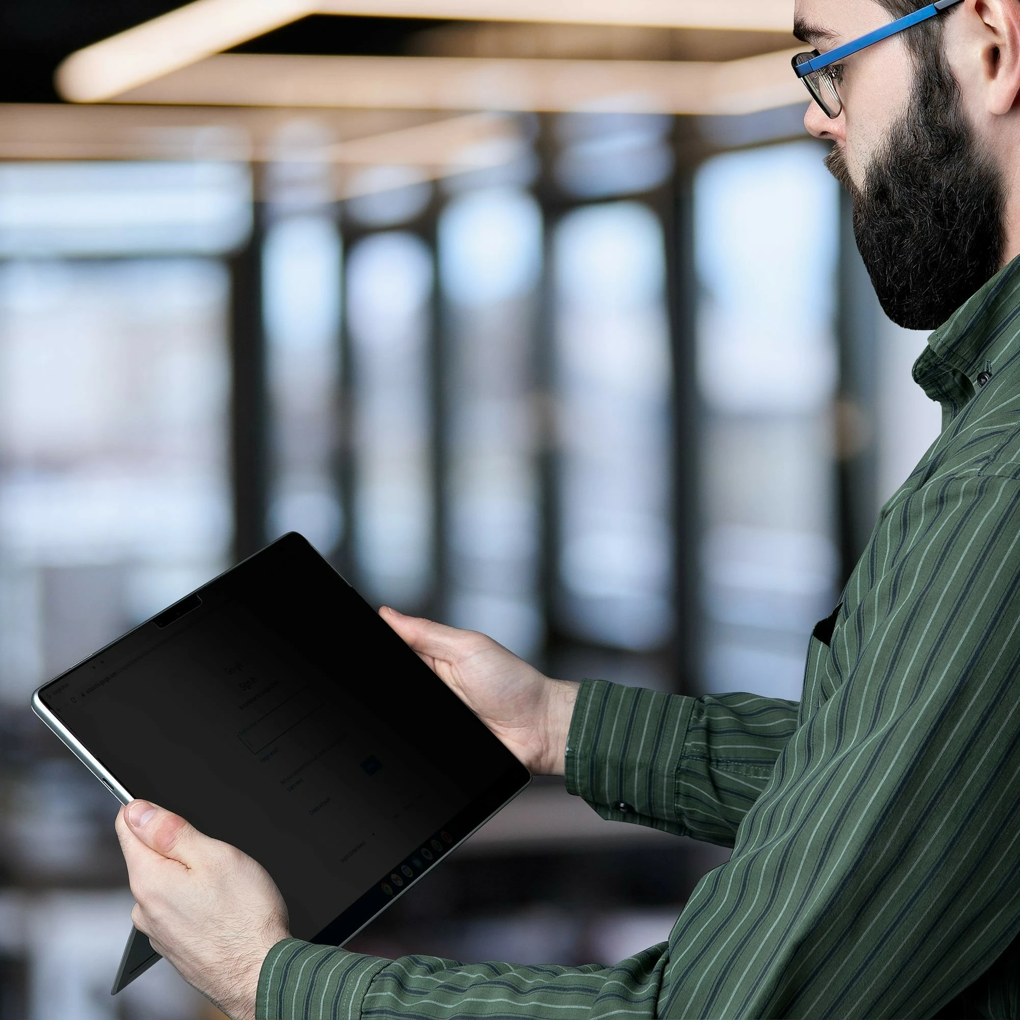 Filtr za zasebnost za zaslon 3:2 za Microsoft Surface, StarTech, črn/prosojen