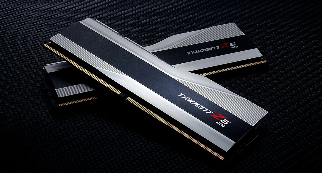 Visokozmogljiva RAM memorija G.Skill Trident F5-6400J3239G16GX2-TZ5RS, 32 GB (2 x 16 GB), DDR5, 6400 MHz, 288-pin DIMM