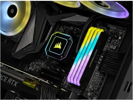 RAM memorija Vengeance RGB Corsair 64GB (2x32GB) DDR4 3600 MHz, črn