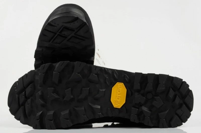 Trekking usnjeni čevlji za ženske Aku, črni