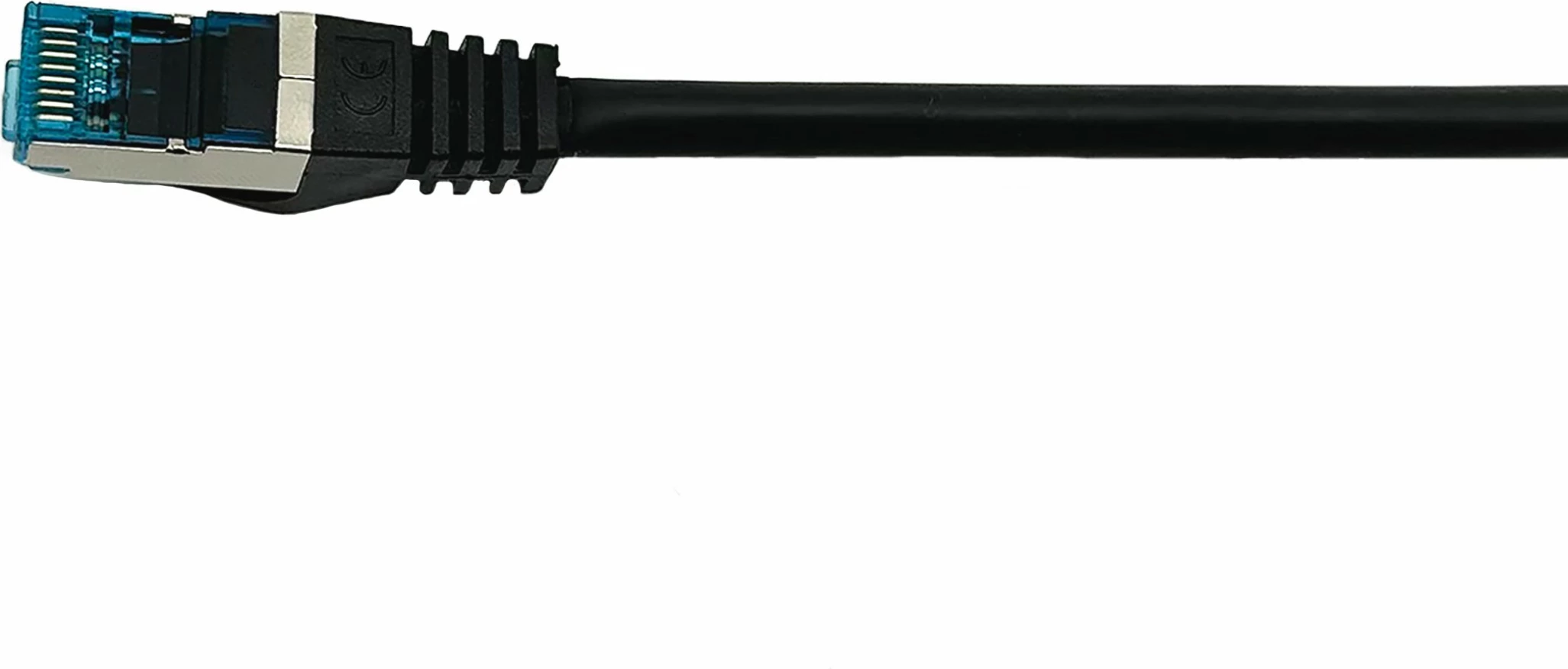 Omrežni kabel Cat6a 0,5 m, ravni na kotni RJ-45, Equip, črn