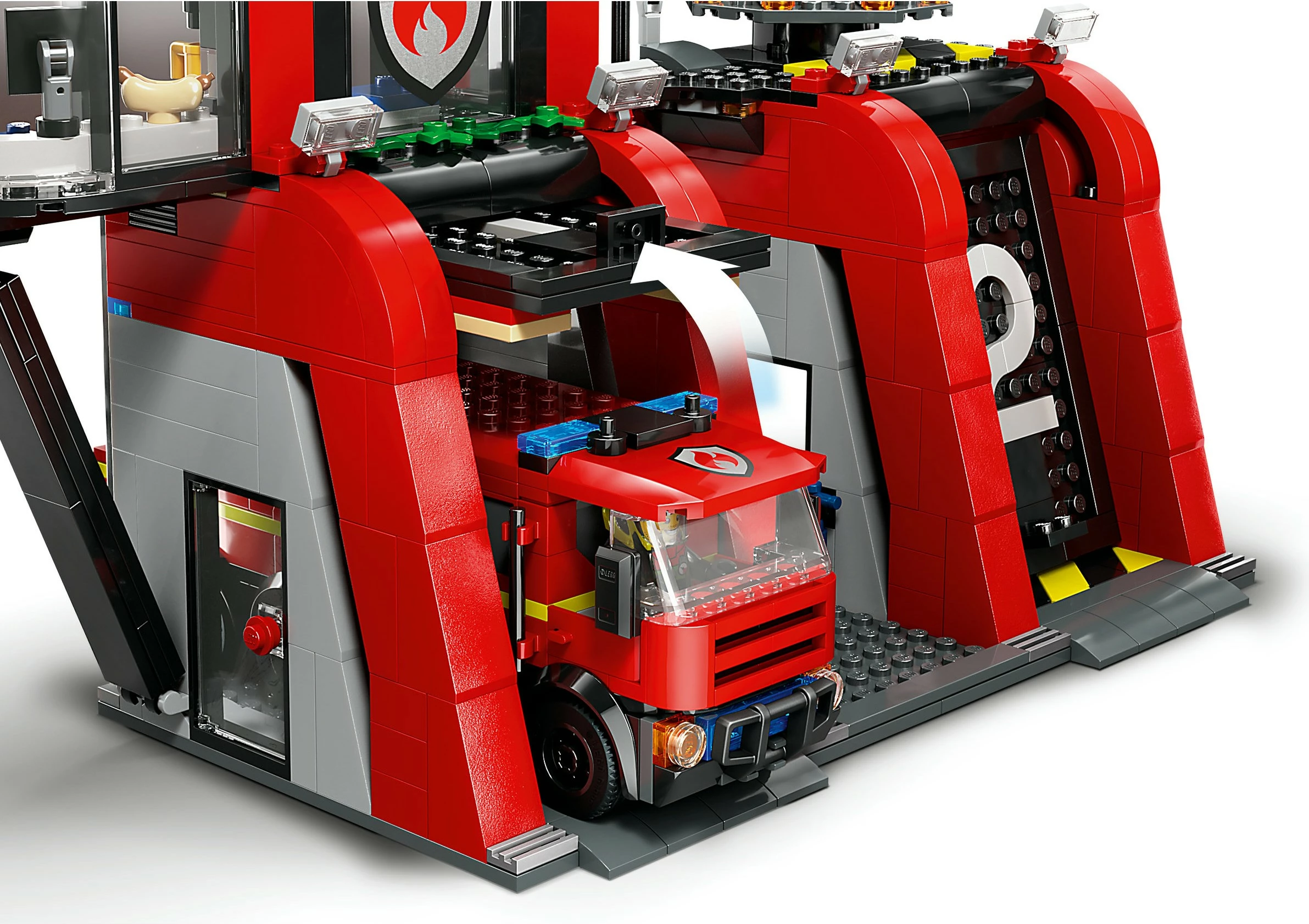 Set za gradnjo gasilske postaje z gasilskim tovornjakom LEGO City 60414, 843 kosov, večbarven