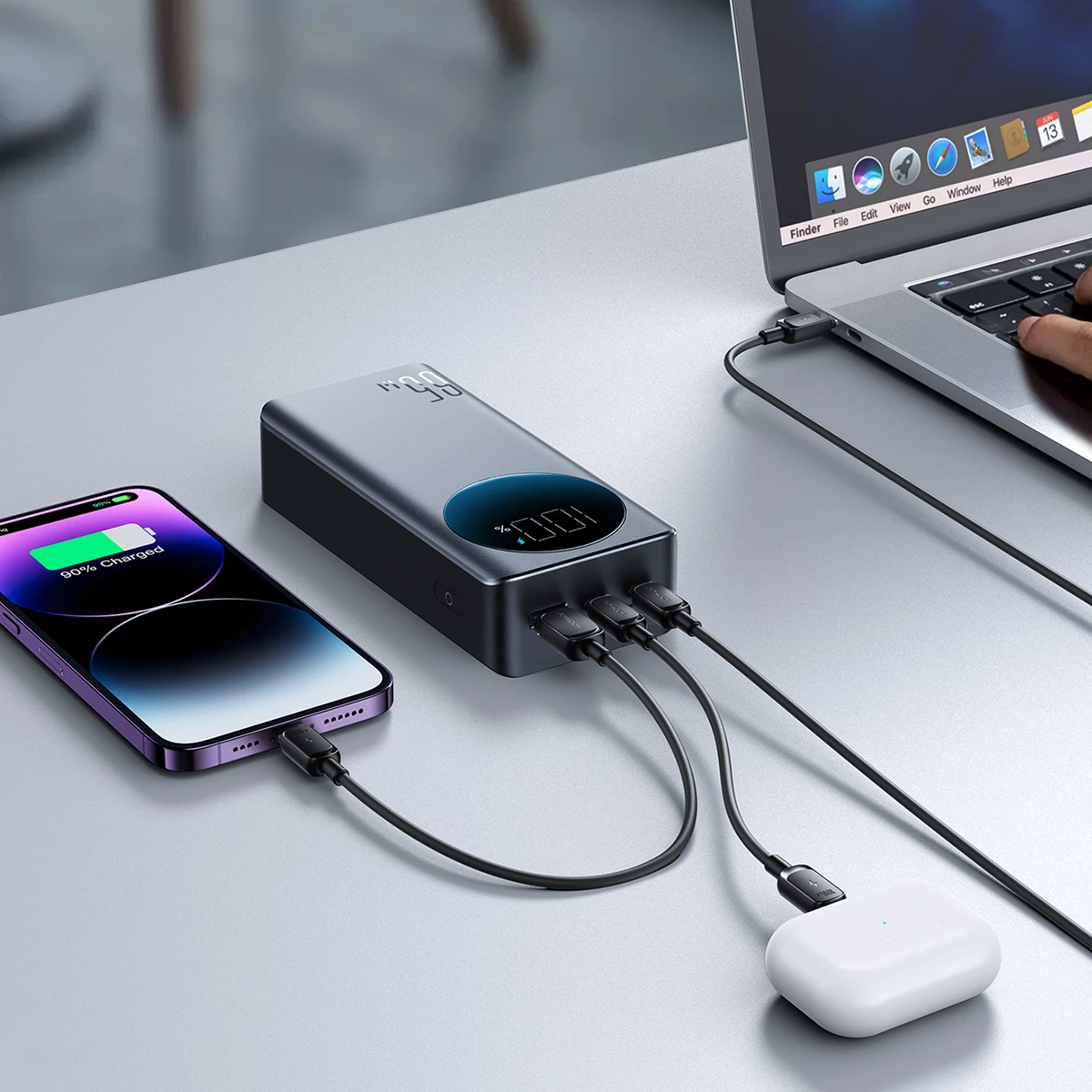 Power bank 30000mAh, 65W, z digitalnim zaslonom Joyroom JR-PBF05, črn
