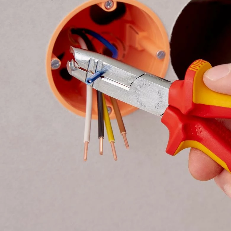 Izolacijske klešče za odstranjevanje izolacije Knipex 13 46 165, 165 mm, rdeče/rumene