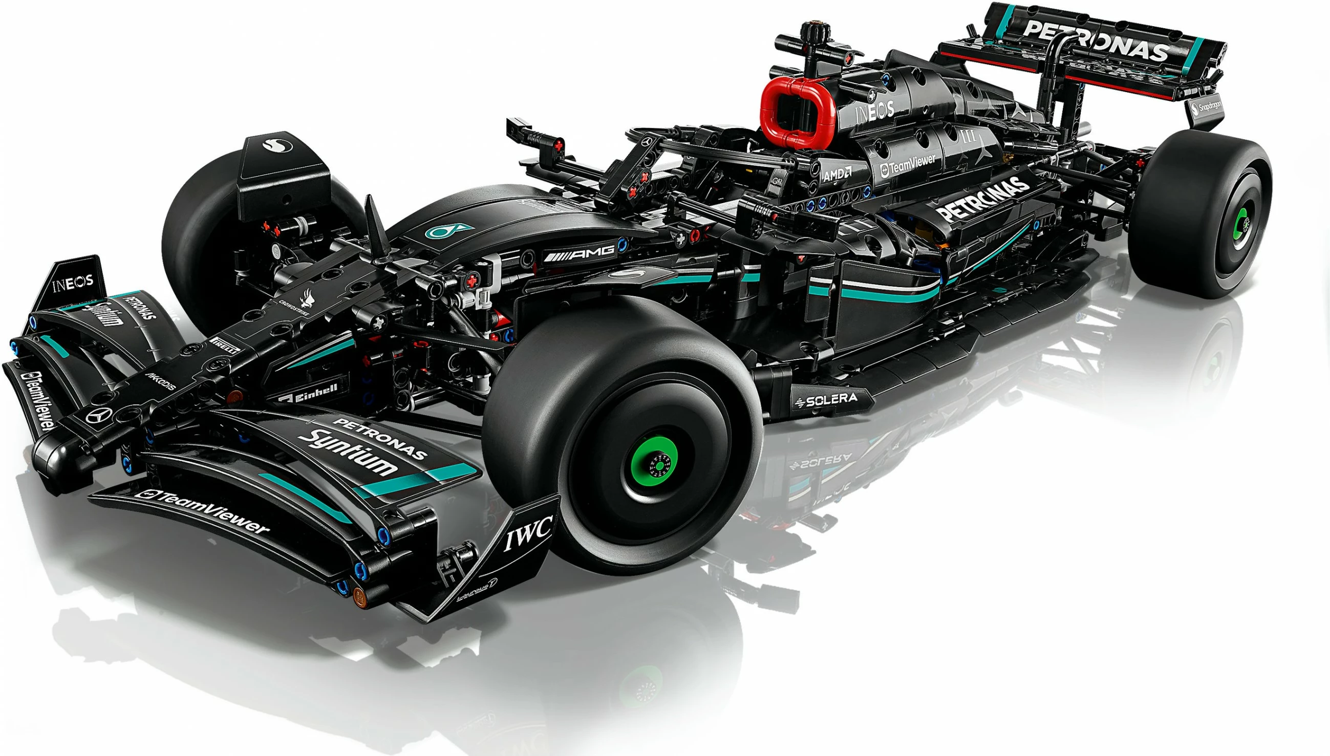 Set za sestavljanje Mercedes-AMG F1 W14 E Performance, 1.642 kosov