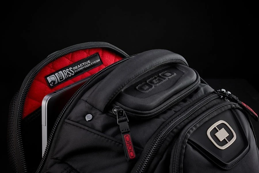 Nahrbtnik Ogio Renegade, črn