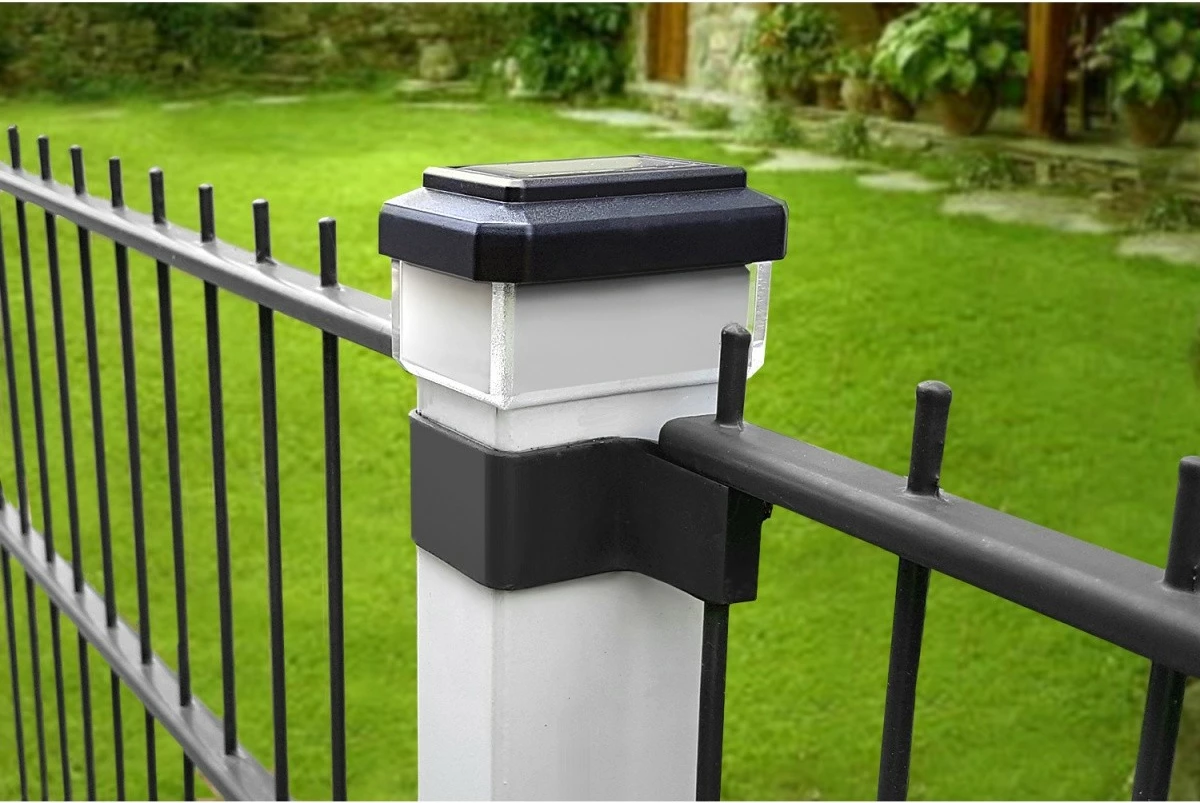 Solerna luč za steber GreenBlue GB128, 101x101 mm, plastika, 4000K, črna