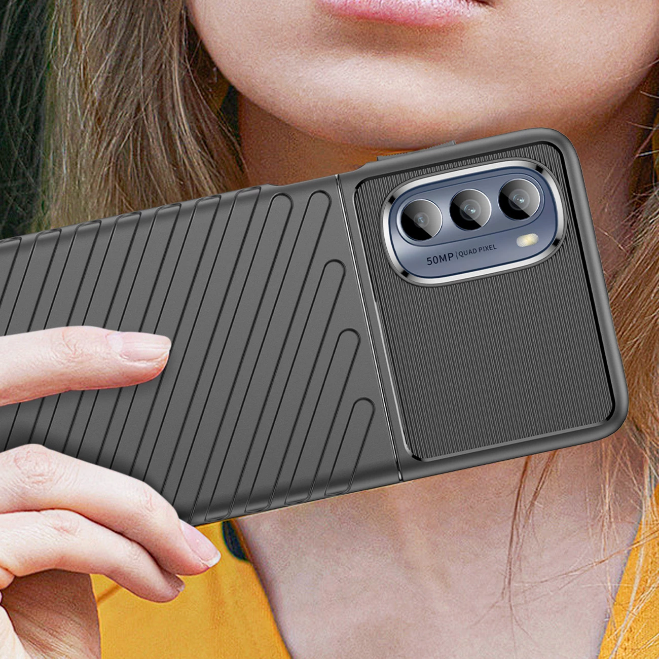 Zaščitni ovitek Hurtel Thunder za Motorola Moto G62 5G, TPU, črn