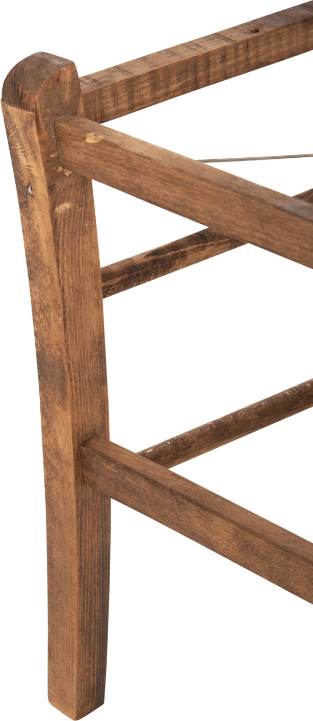 Stol MONTE FH5588.01 iz bukovega lesa impregniran v barvi oreha 40x41x87H cm. Samo okvir