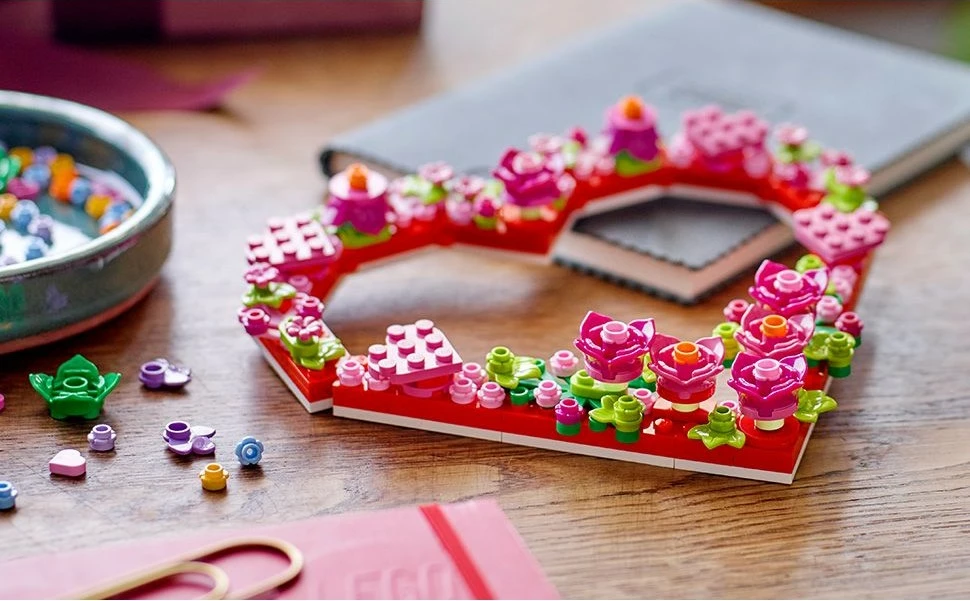 Ornament v obliki srca, set za sestavljanje LEGO, 254 kosov, večbarven