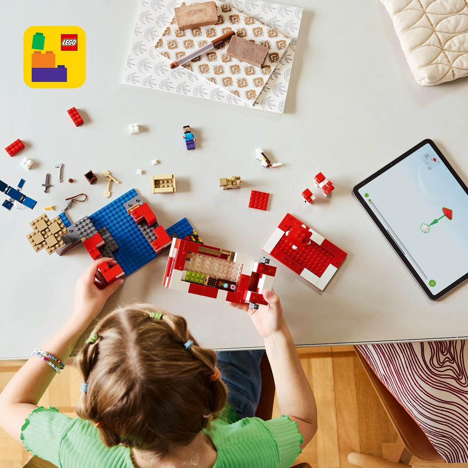 Set za gradnjo LEGO Minecraft 21270 Das Pilzkuh-Haus, 500 kosov, večbarvno