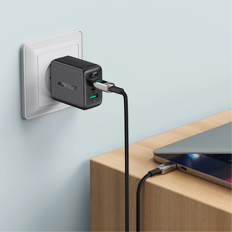 Kabel USB-C na Lightning, 1,2 m, 30 W, z zaslonom, črn Acefast C6-01