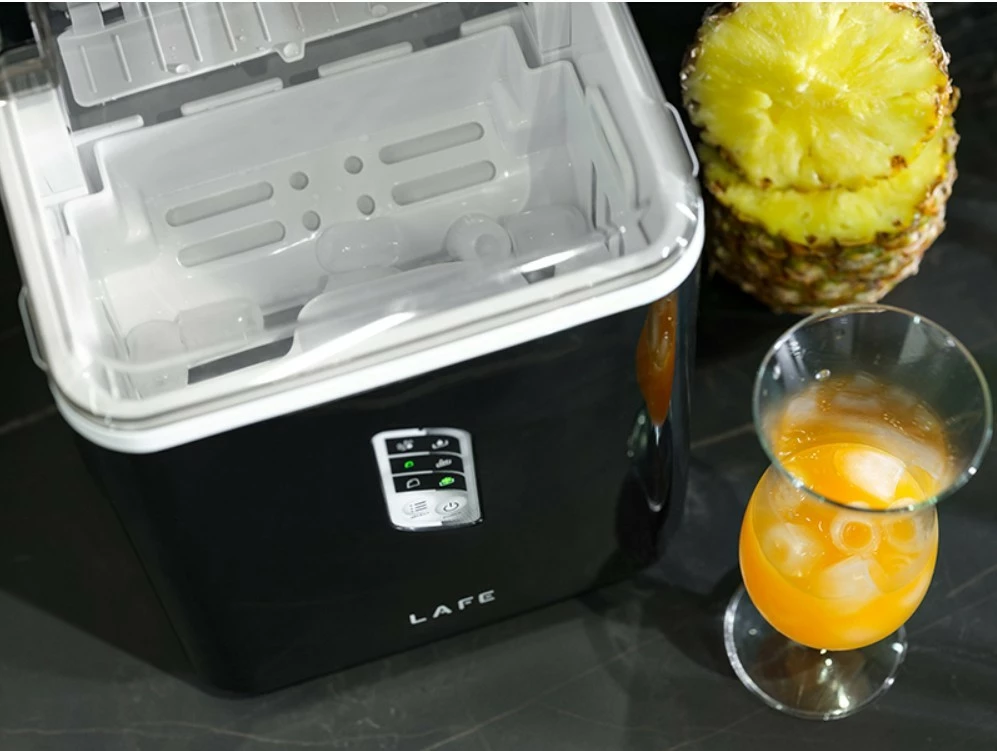 Stroj za led Lafe IceTwist PRO LAFLOD47684, 12 kg/dan, rezervoar 1,5 L, samodejno čiščenje, nastavljive kocke, črn