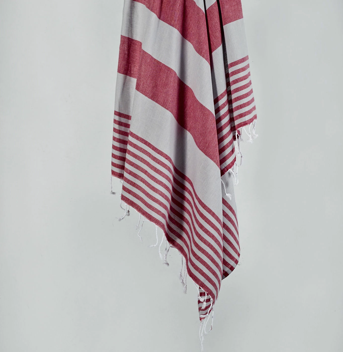 Plažna brisača Fouta Mijölnir, Sultan, siva in rdeča