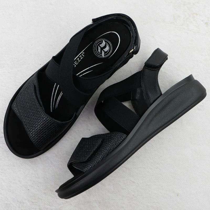 Udobne sandale Jezzi, črne