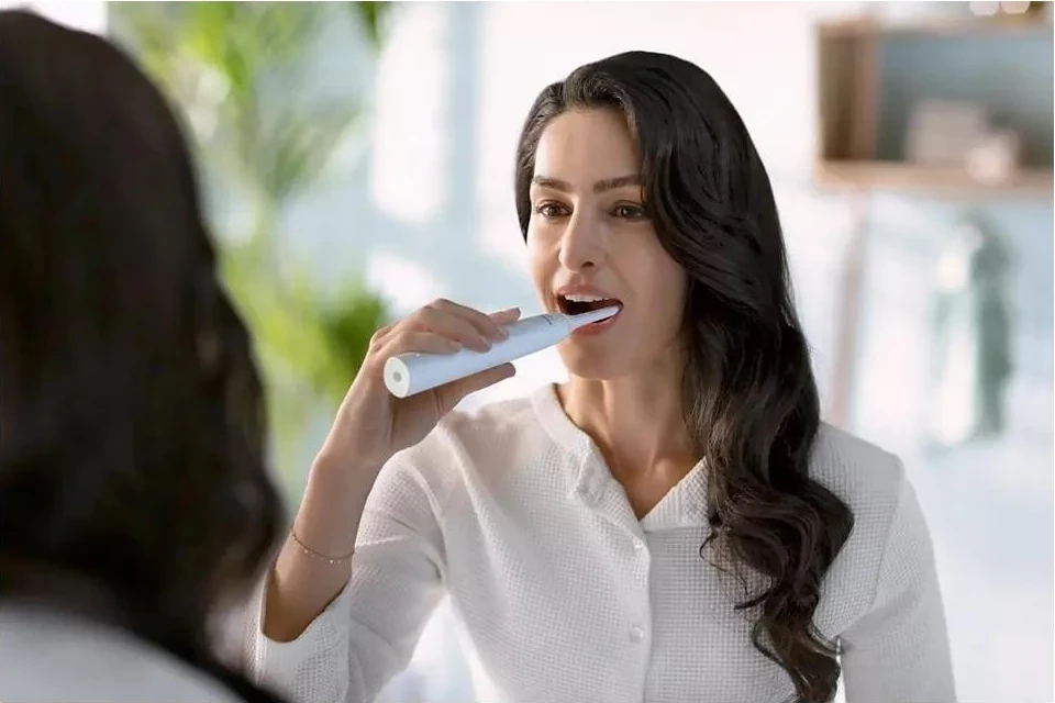 Zamenjalna glava za zobno ščetko, Philips Sonicare HX6052/10, bela