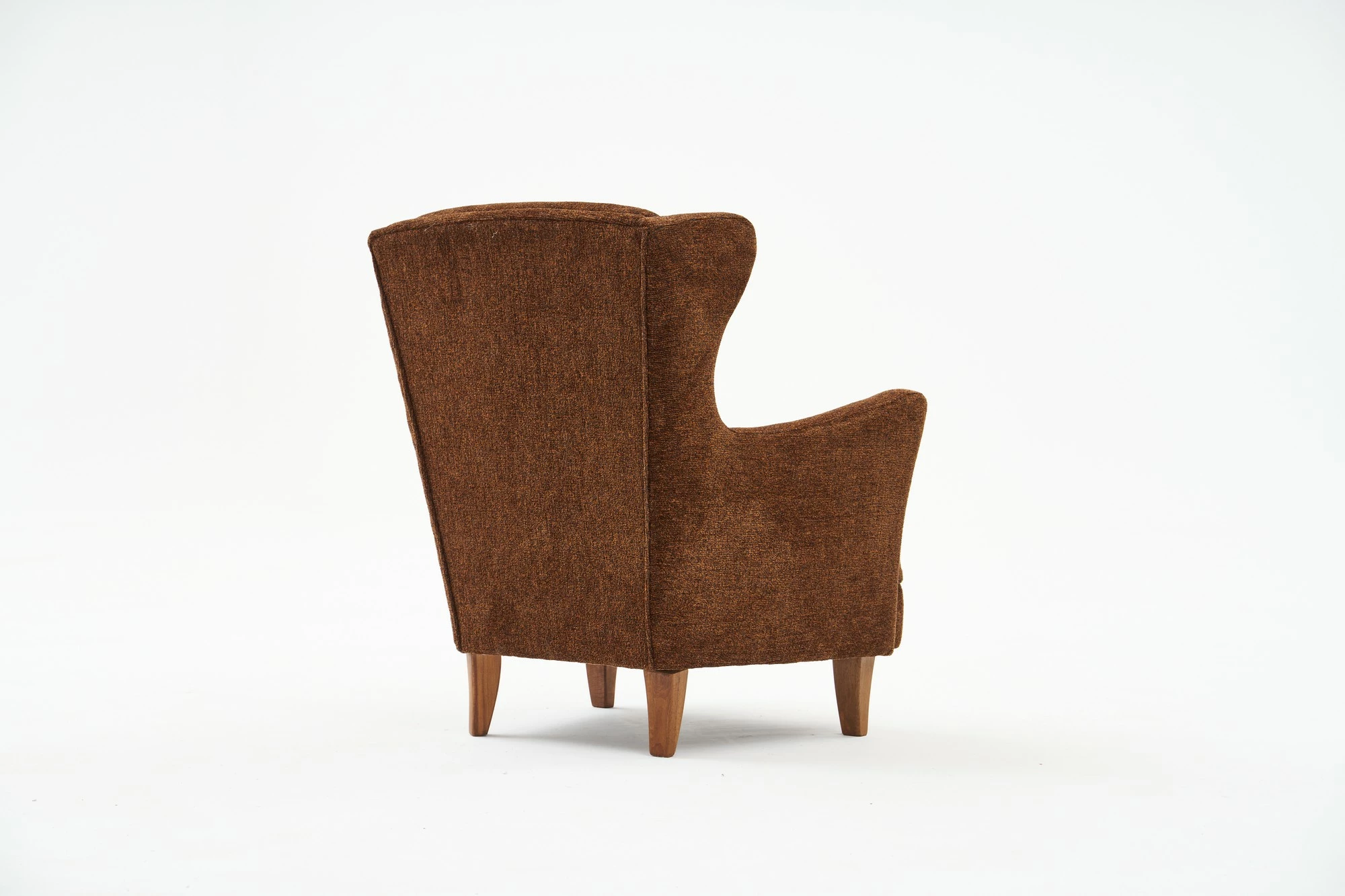 Kavč Wing Atelier del Sofa Lola Prestij, kavno-bakarna