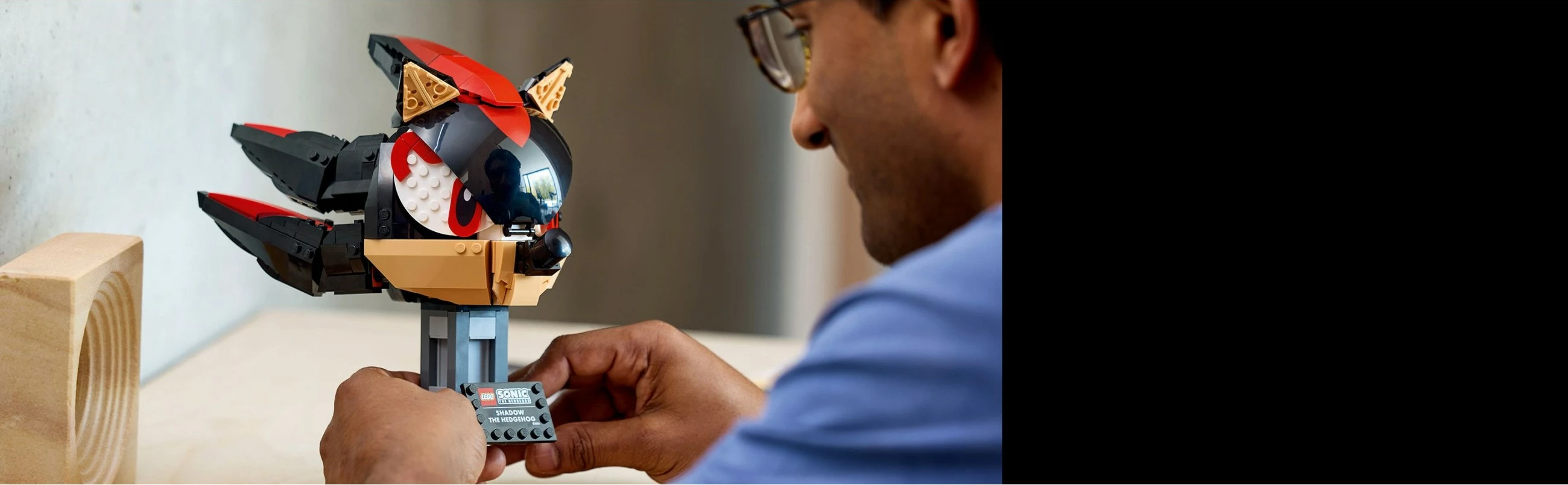 Set za gradnjo glave Shadow the Hedgehog, LEGO 77000, 720 kosov, večbarven