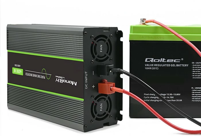 Pretvornik napetosti 2000W/4000W, 24V v 230V, grafit Qoltec Monolith 51939