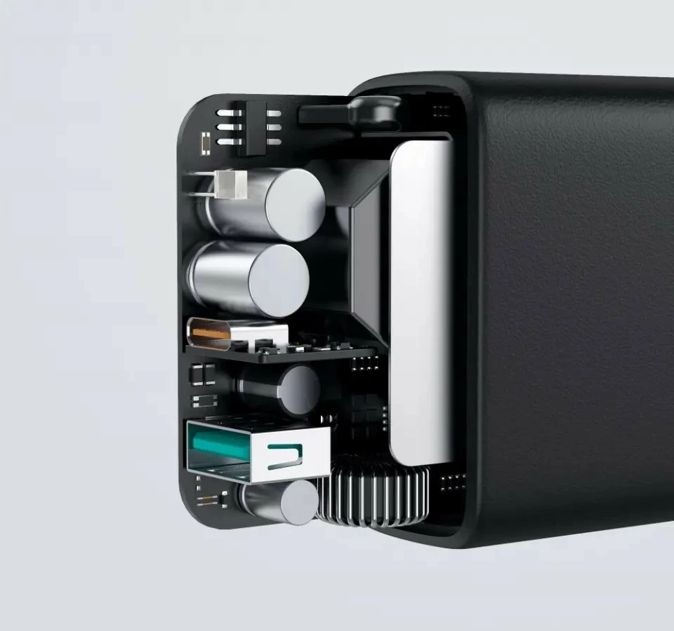 Stenski polnilec USB Power Delivery 30W, 2 vhoda (USB-C + USB-A), Dynamic Detect, AUKEY PA-D1, črn