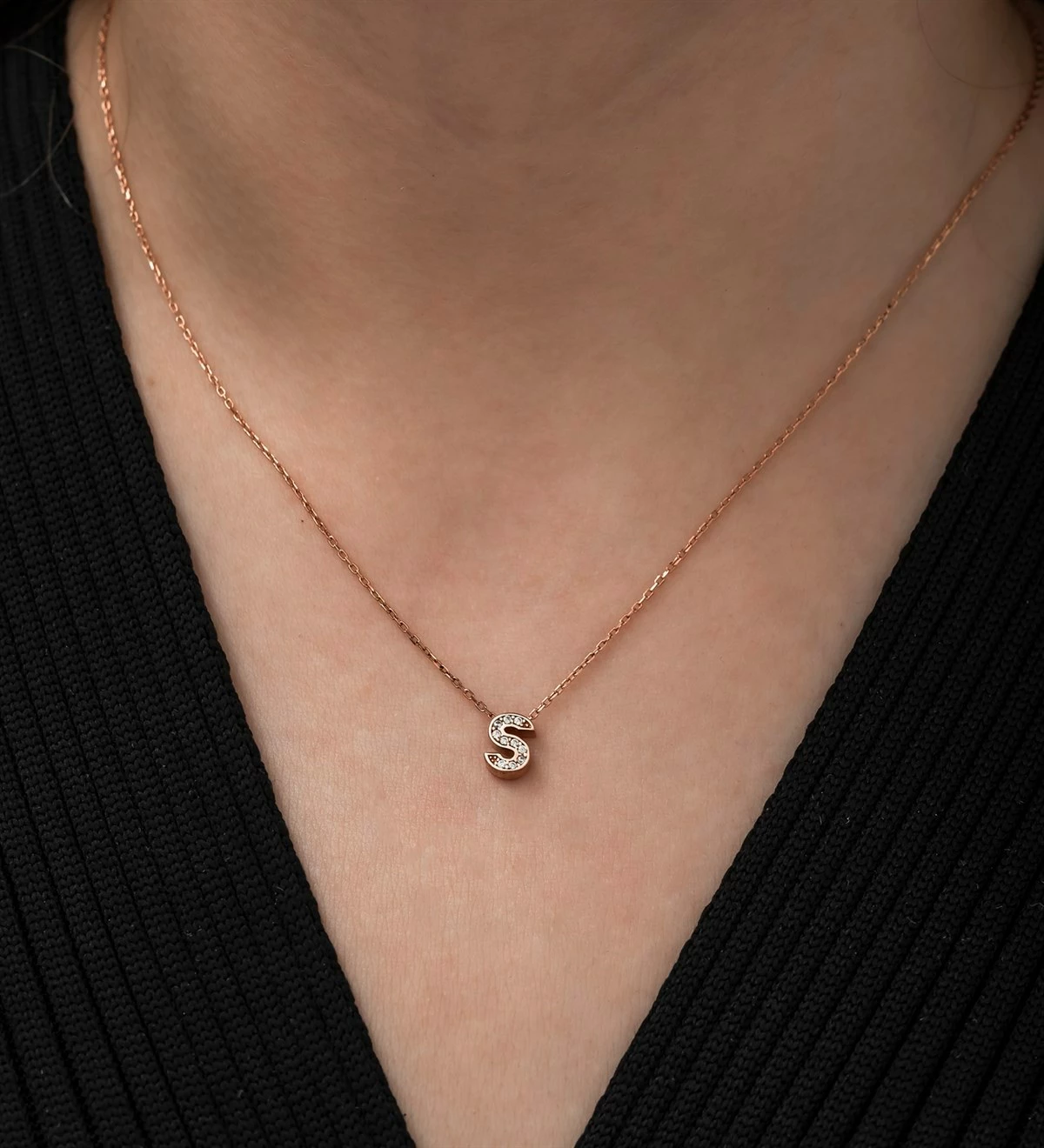 Srebrna ogrlica rožnato-zlata in bela, Jumeon NRZ1195