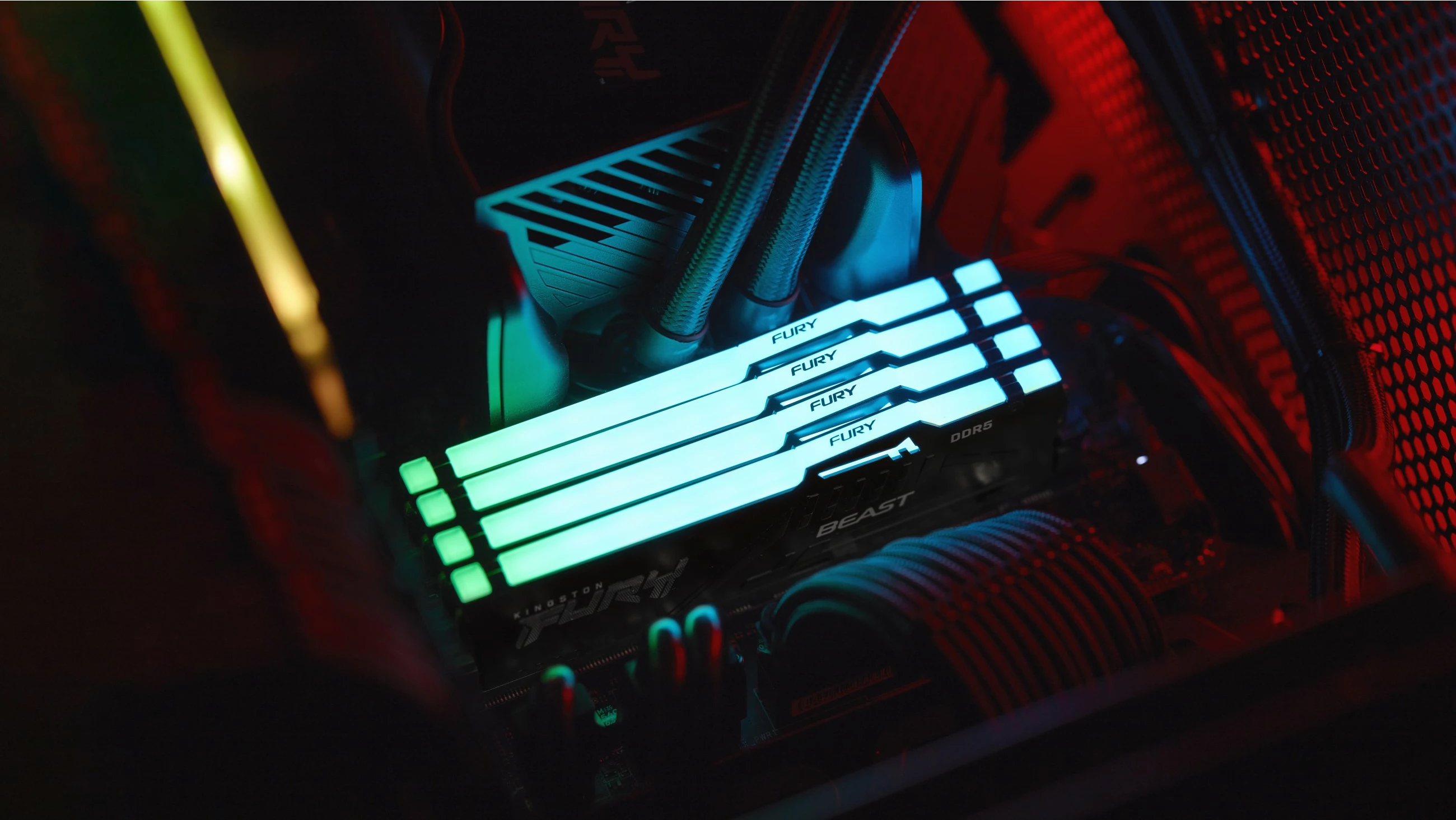 RAM pomnilnik FURY Beast RGB EXPO 8GB DDR5 6000MT/s Kingston