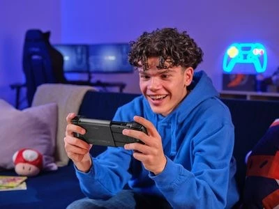 Igralni krmilnik Trust GXT 735 Mylox, Bluetooth, za Android/iOS, črn