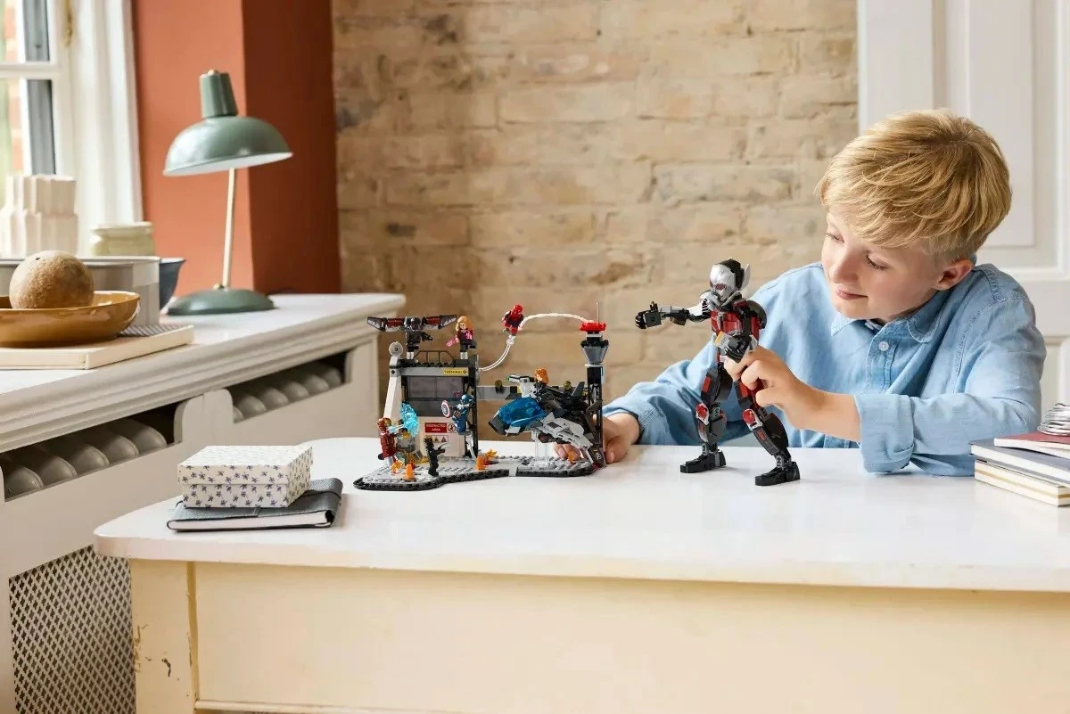 Bitka Captain America: Civil War, LEGO Marvel 76314