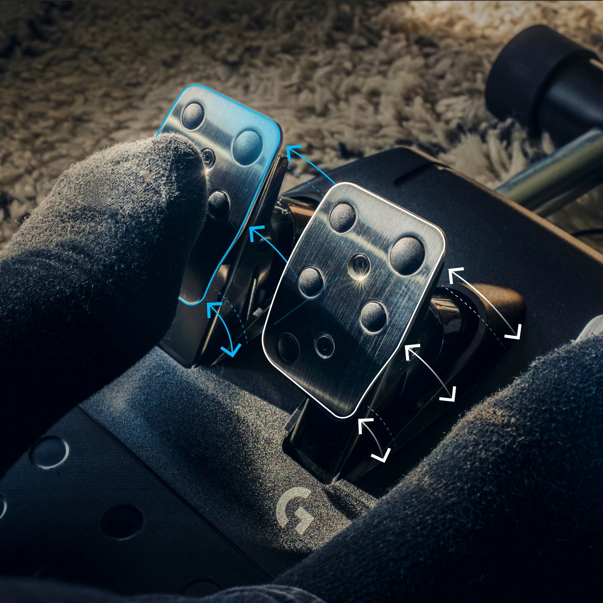 Dirkalni volan in pedala Logitech G923 za Xbox X|S, Xbox One in PC, 900°, črn