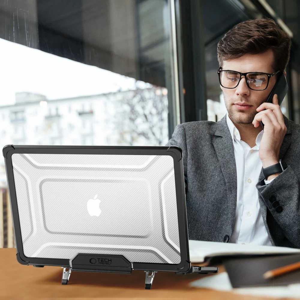 Ovitek, prosojen in črn Tech-Protect SmartShell Pro za MacBook Air 13" M2/M3/M4