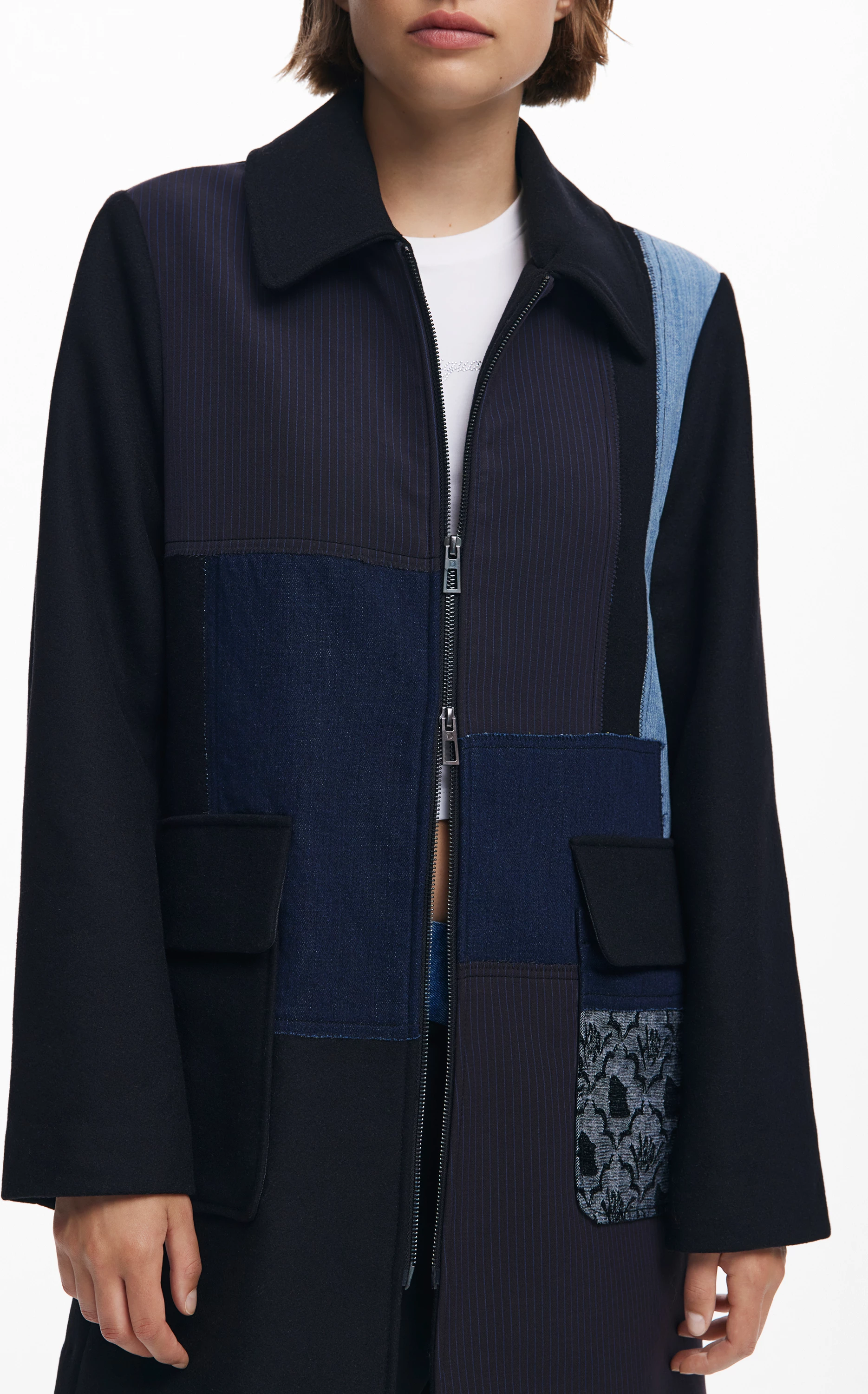 Jakna za ženske Desigual, črna