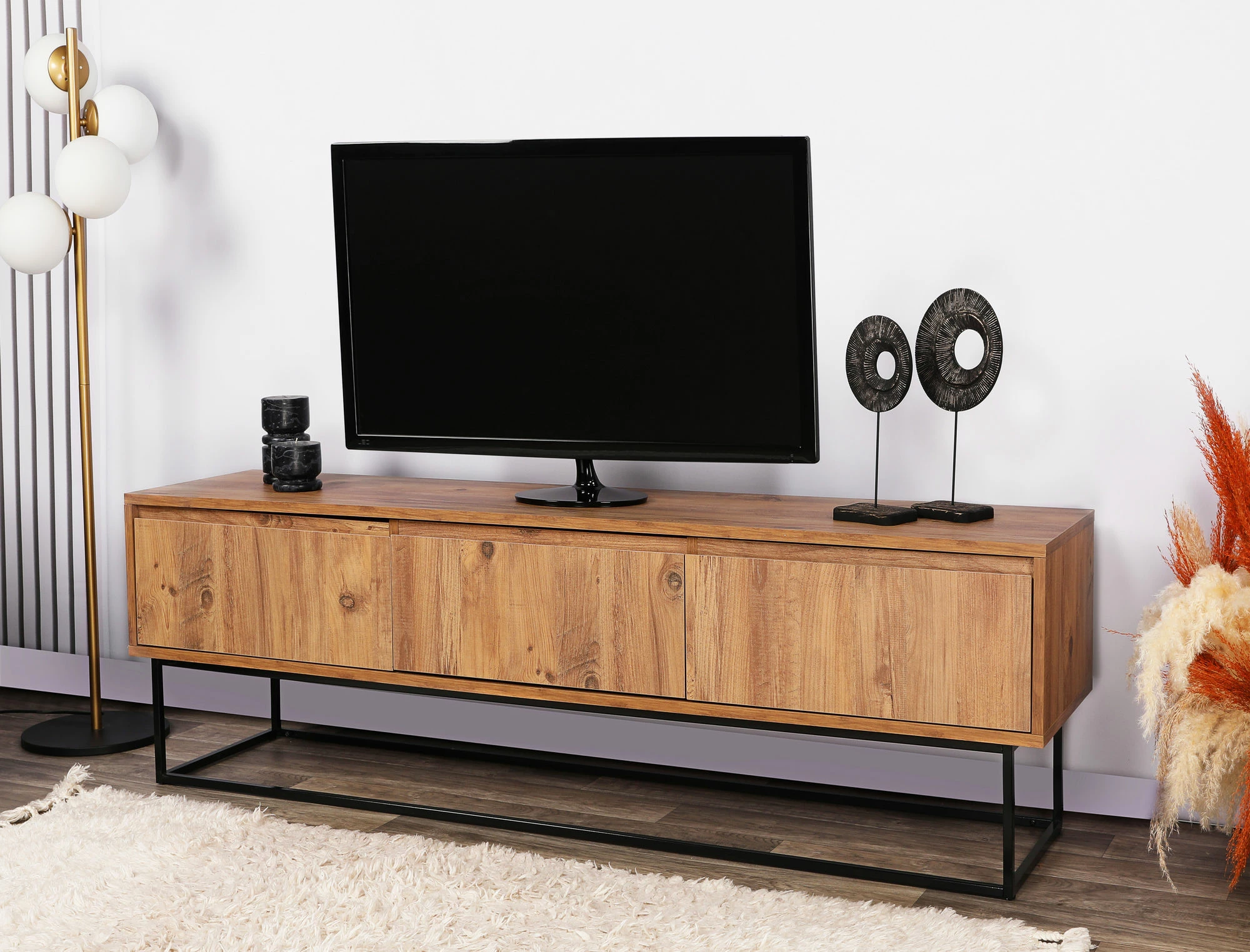 Komoda za TV Lupin 140 Skye Decor, oreh in črna