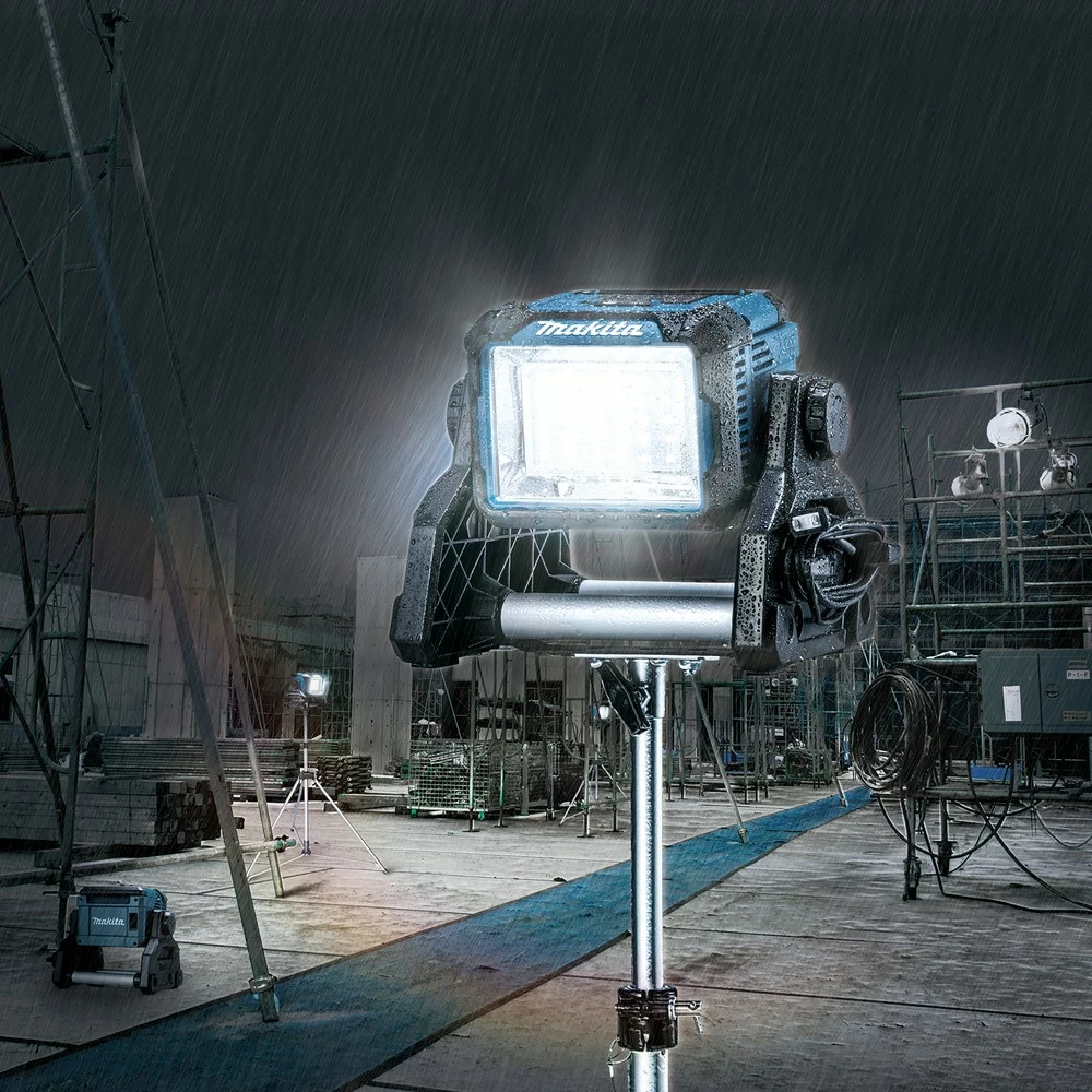 Delovna svetilka, Makita DML811, 31.5 W, 6000 mAh, LED, črno/modra