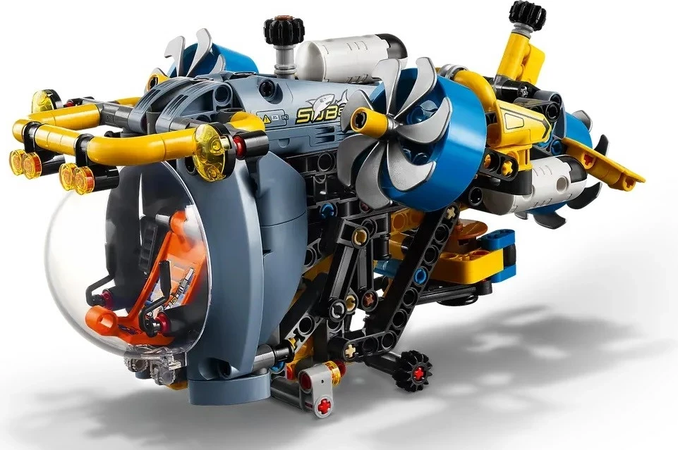 Niz raziskovalne podmornice LEGO Technic 42201