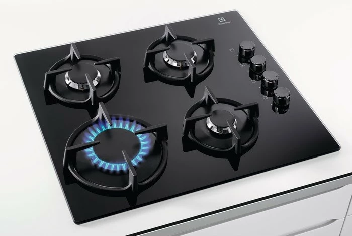 Gospodinjska plinska plošča Electrolux EGG6407K, 4 kuhališča, steklo, črna