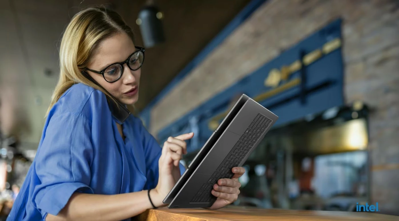 Prenosnik 2-v-1, 14" zaslon na dotik, Intel Core Ultra 5 225U, 16 GB RAM, 512 GB SSD, Luna Grey — Lenovo ThinkBook 14 G5