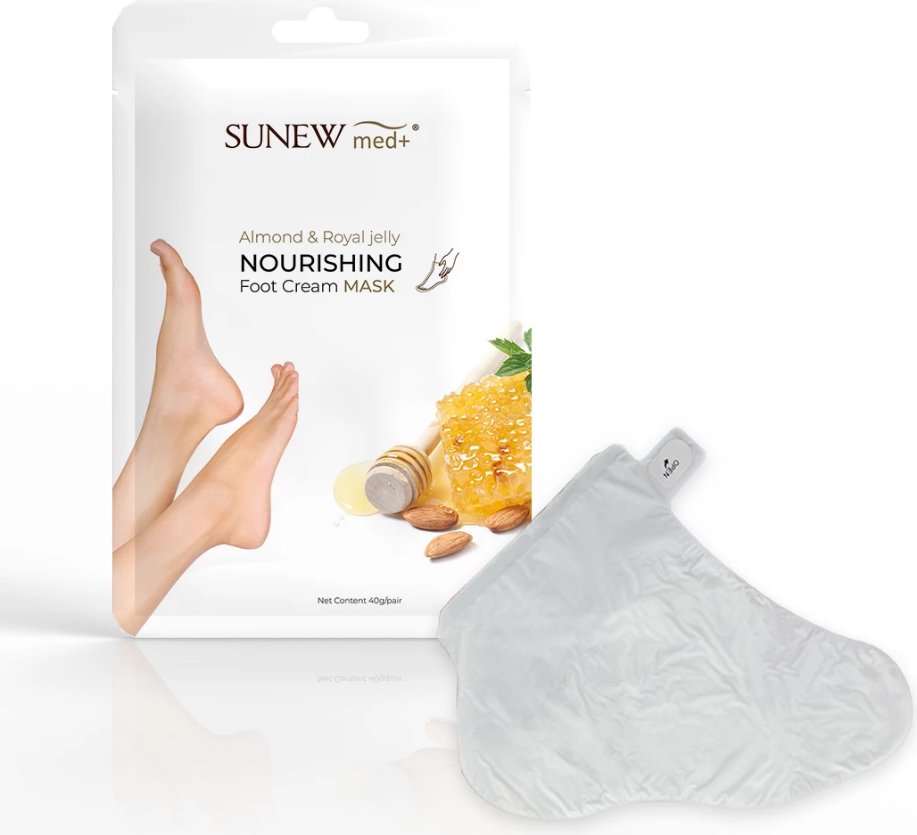 Nega in vlaženje stopal SunewMed+ z mandljevim oljem in mlekom čebele, 40 g