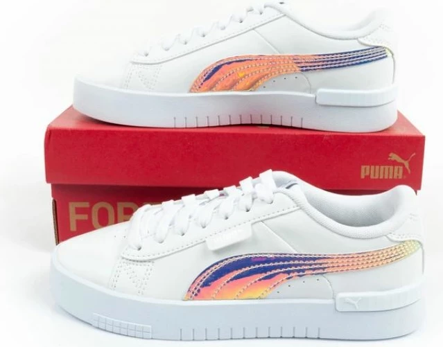 Ženski čevlji Puma, beli