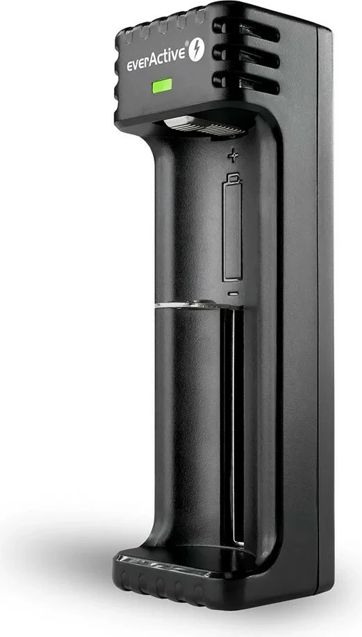 Polnilnik za steno za Li-ion baterije AA/AAA everActive LC100C, črn