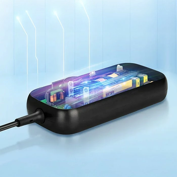 Polnilec za električno kolo Qoltec 50332, 42V 2A, črn