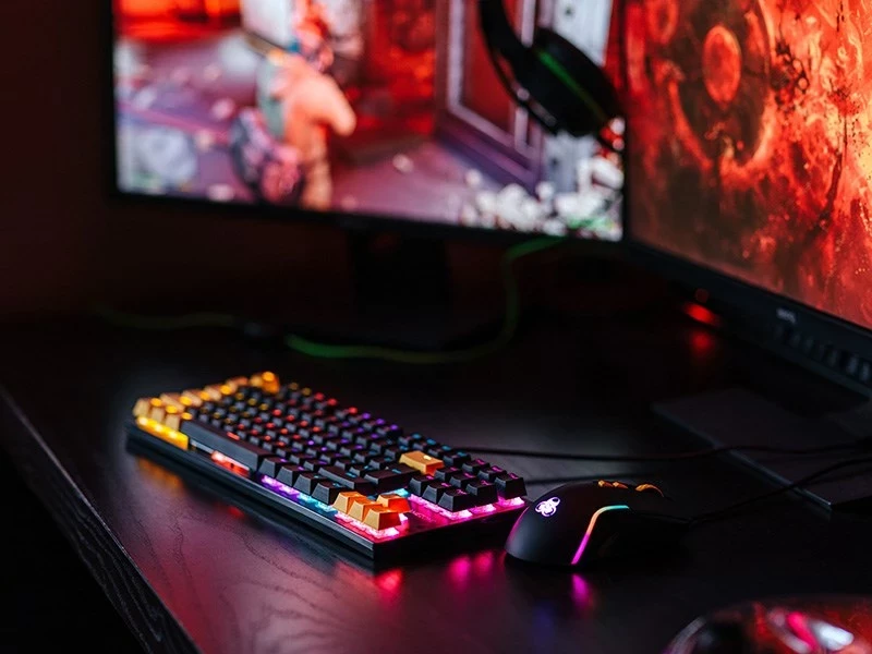 Set mehanska tipkovnica in miška GAMEZONE HORNET87 Tracer, USB, črna