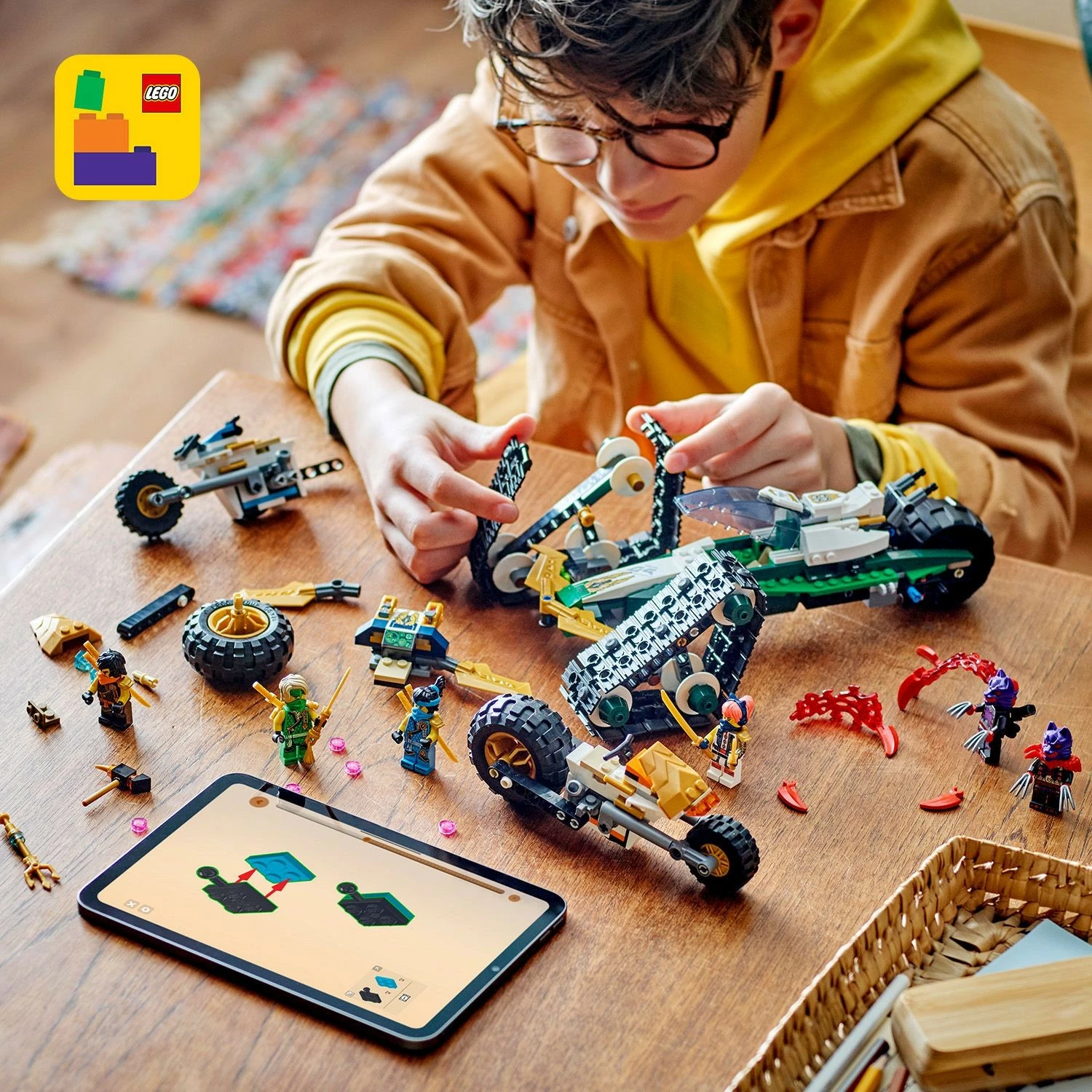 Kombinirano vozilo Ninjago Ninja Team LEGO 71820, večbarvno