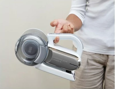 Ročni sesalnik brez vrečke, krom BLACK+DECKER PV1820L