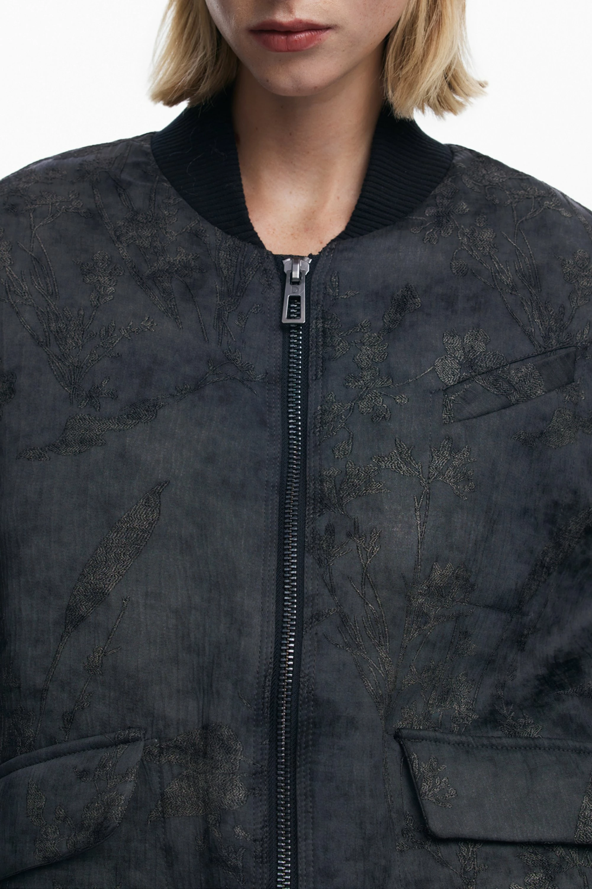 Jakna za ženske DESIGUAL, črna