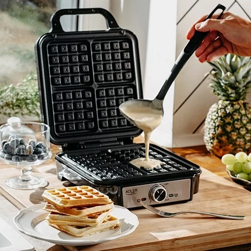 Waffle aparat, Adler AD 3083, 1800 W, srebrn
