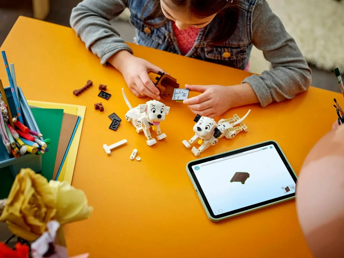 Set LEGO Disney Lucky & Penny, 101 Dalmatincev, 268 kosov