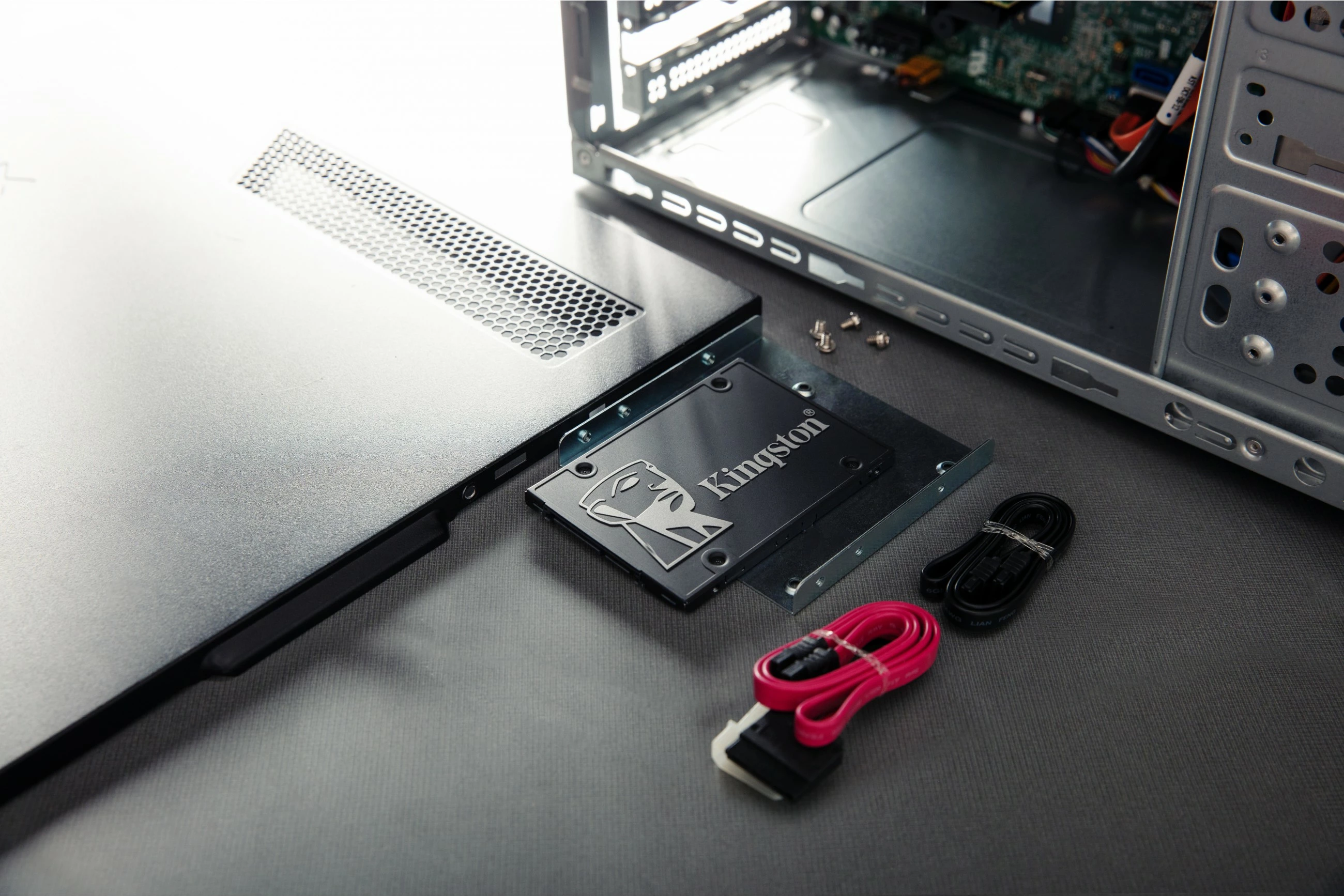 SSD KC600 Kingston 1,02 TB, 2,5", 550 MB/s