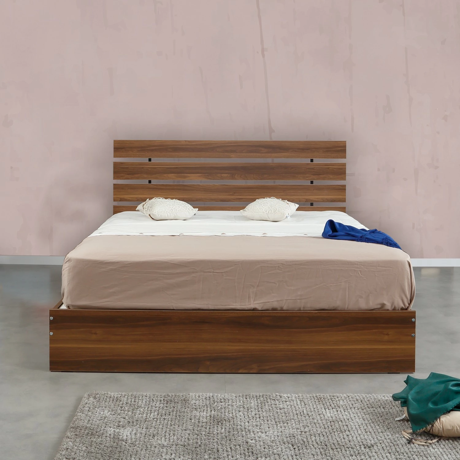 Posteljni okvir Fuga, orehov odtenek, 180x200 cm